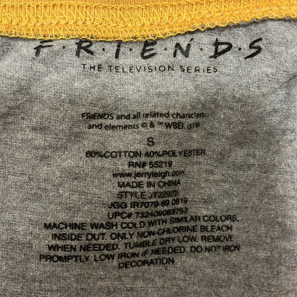 FRIENDS Top - Picture 5 of 10